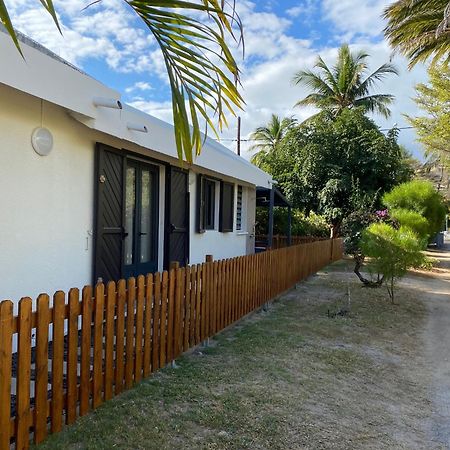 לה סאלין לה ביינס Villa & Bungalow 'Coco Des Sables' Les Pieds Dans L'Eau מראה חיצוני תמונה